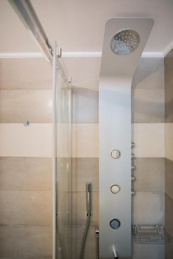 Athenian Living Suites 外观 照片