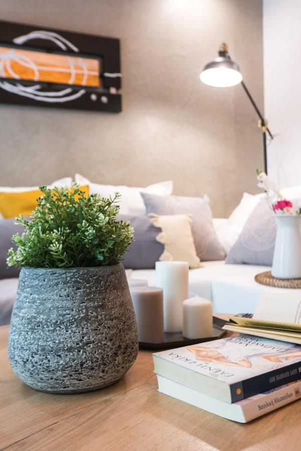 Athenian Living Suites 外观 照片
