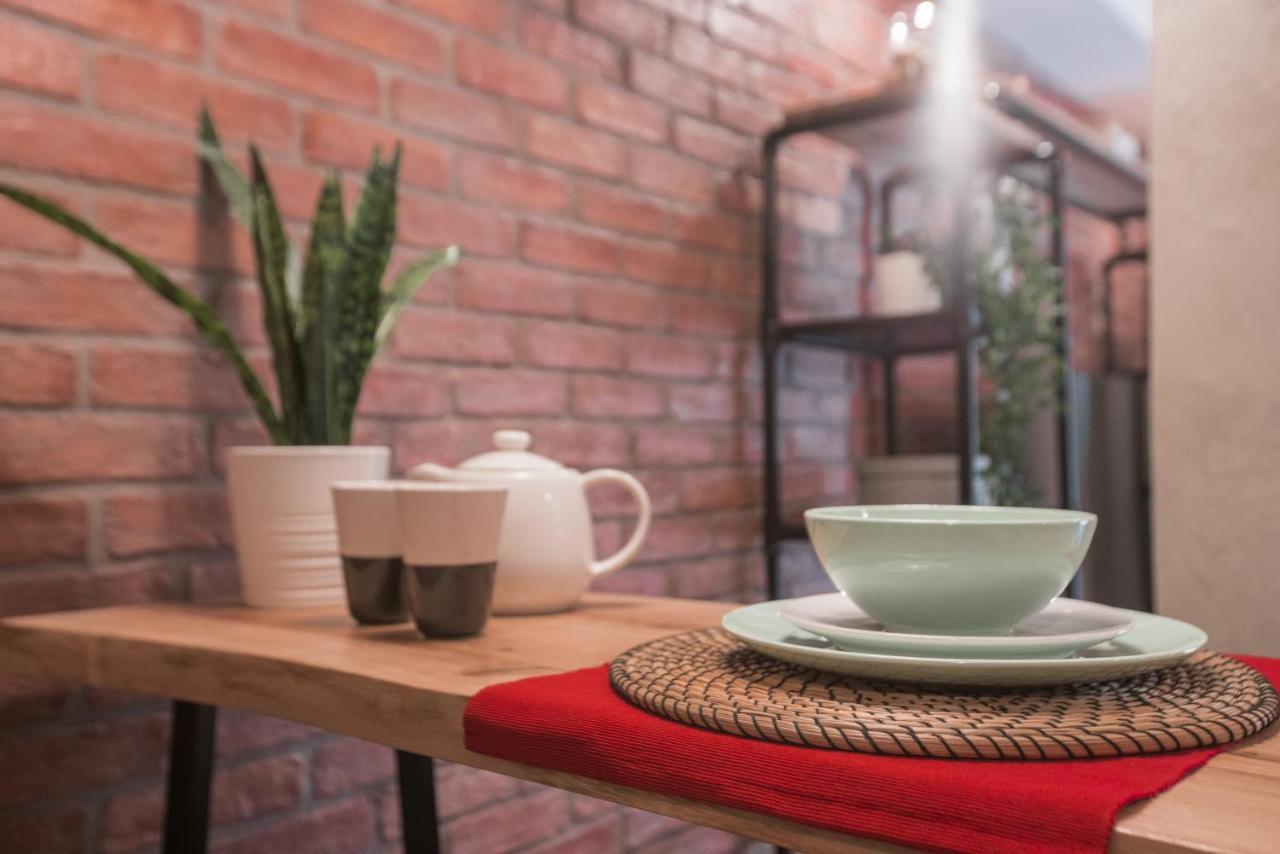 Athenian Living Suites 外观 照片