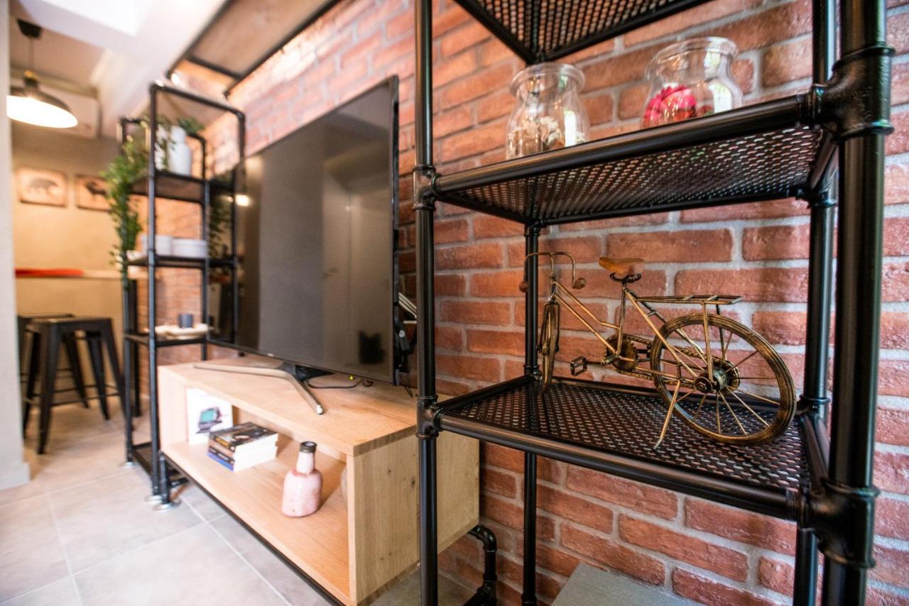 Athenian Living Suites 外观 照片